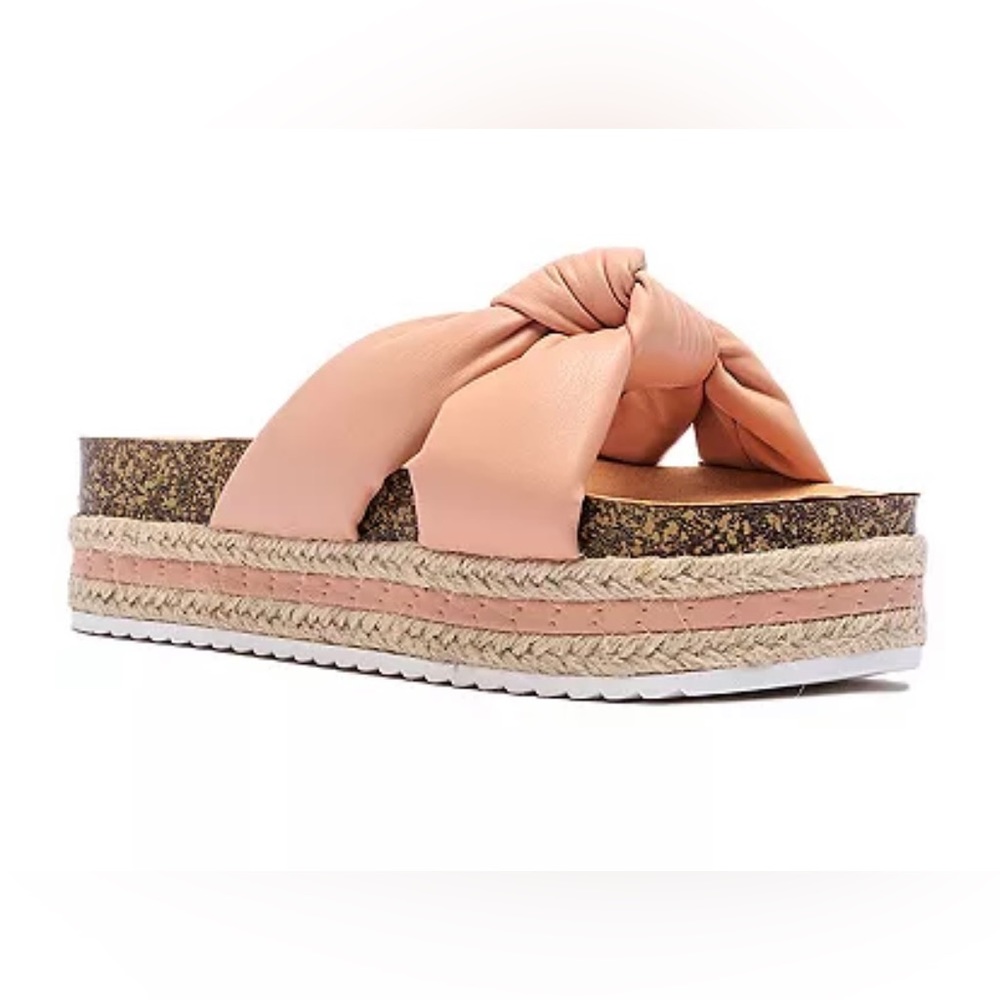 NWOT Qupid Cancun Platform Slide Sandals